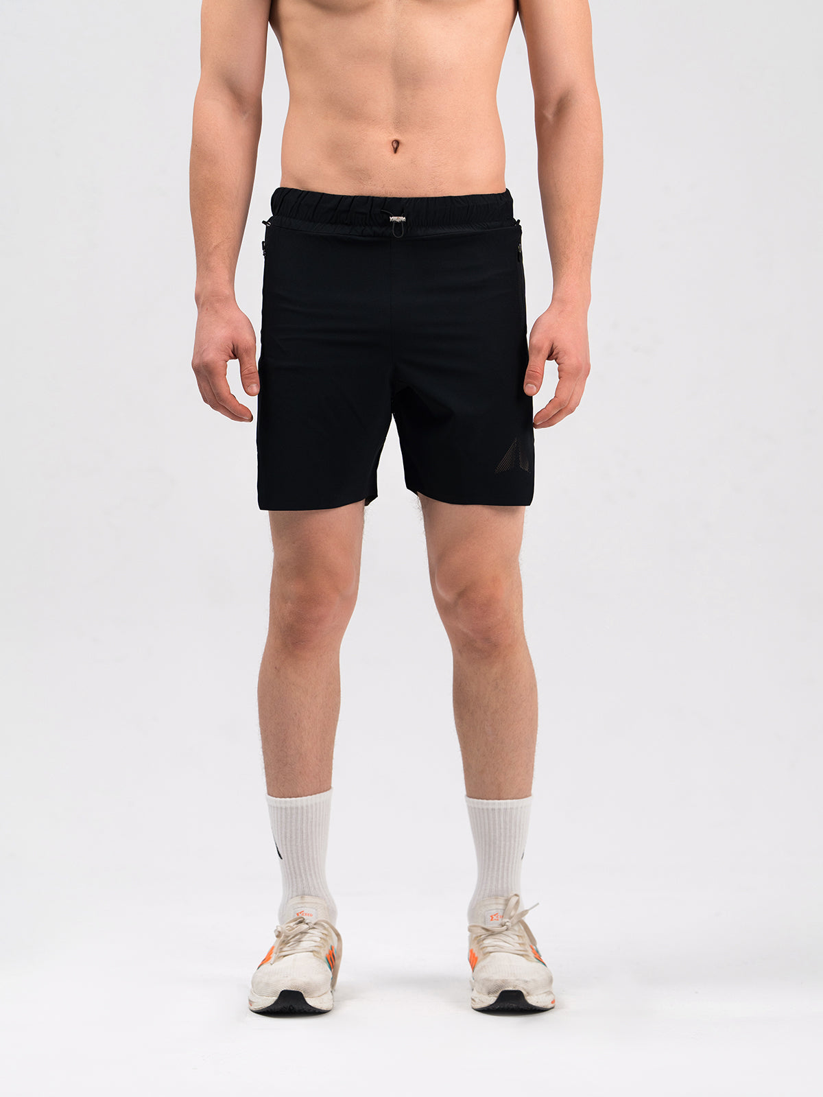 HIGH PERFORMANCE SHORT-BLACK