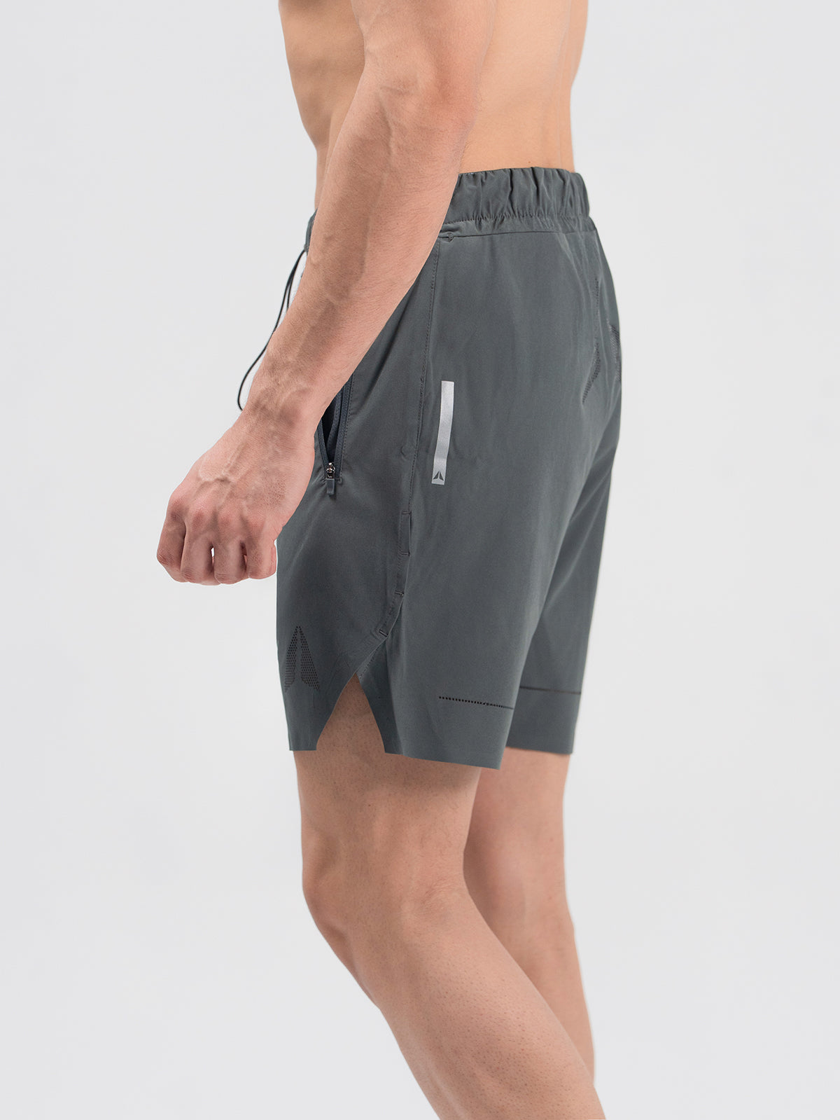 HIGH PERFORMANCE SHORT-MOON