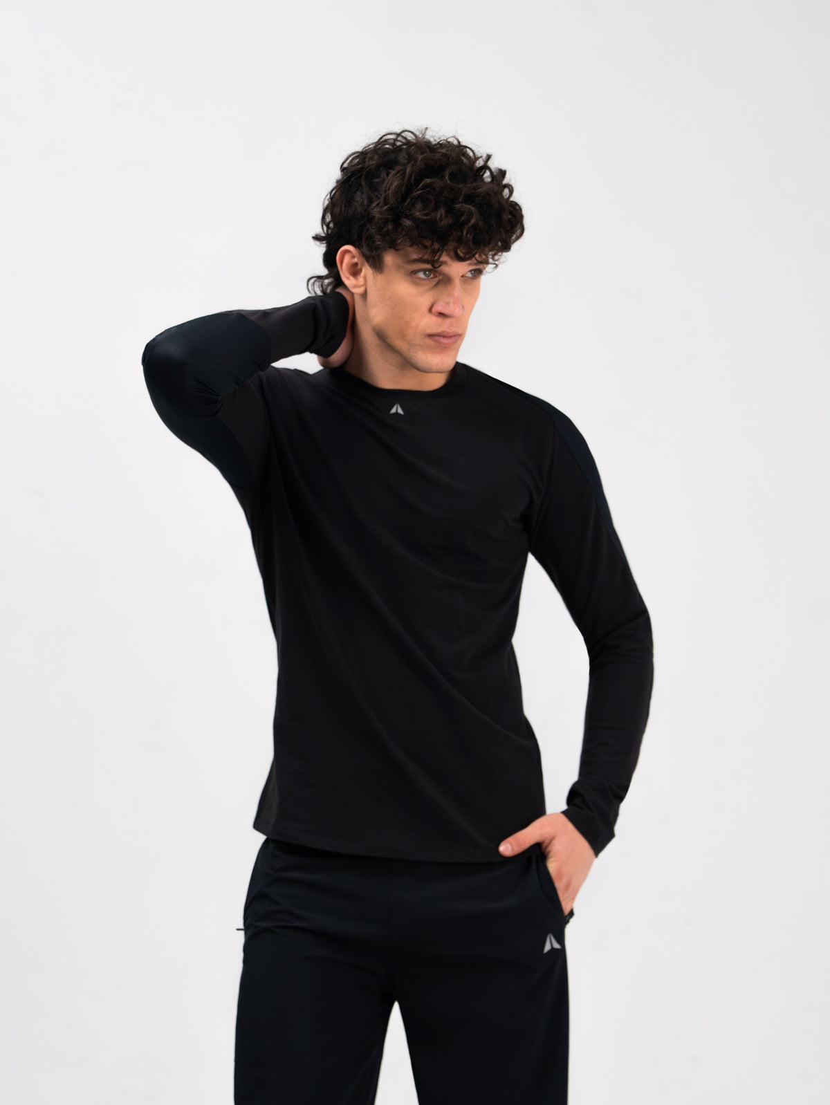 KANZEI LONG SLEEVE-BLACK