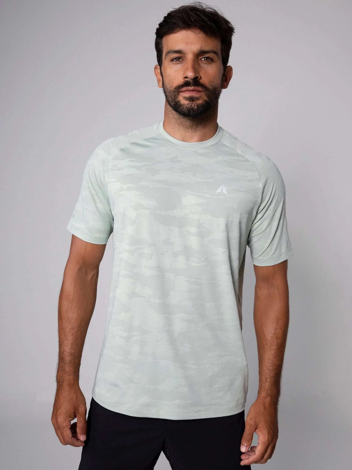 PERFORMANCE T-SHIRT - SAGE